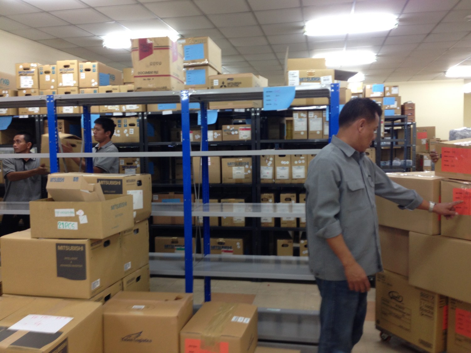 บริการรื้อถอนติดตั้ง Shelf