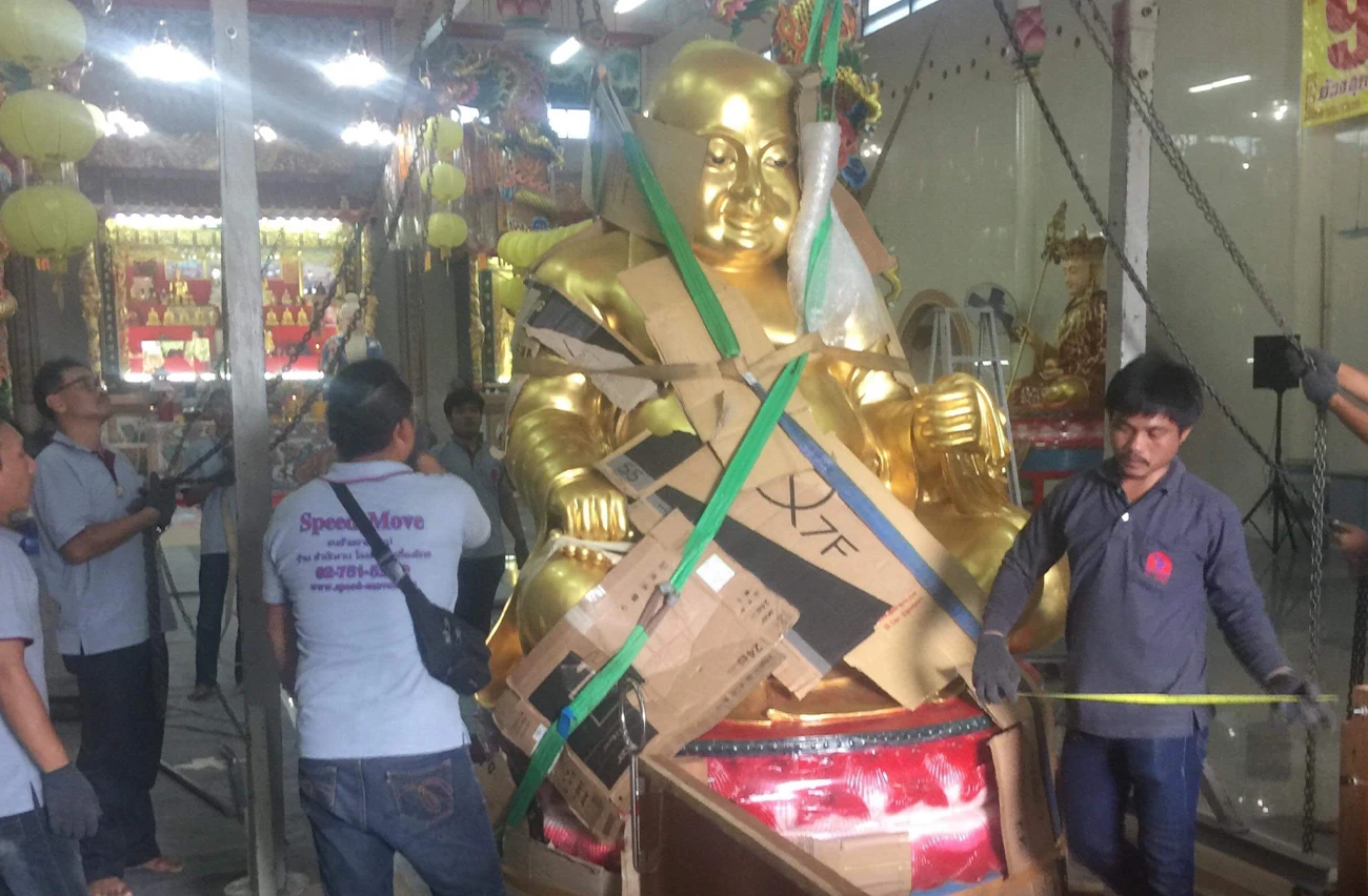 ขนย้ายพระพุทธรูป